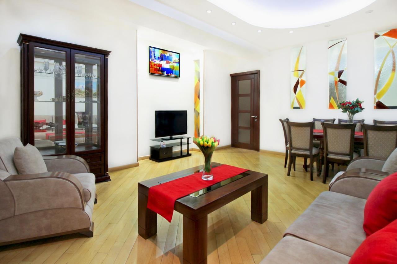 3 Bedroom Apartment Near Republic Square Ереван Екстериор снимка
