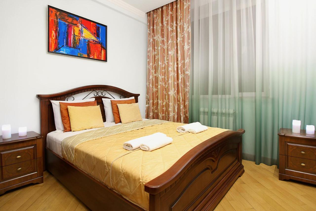 3 Bedroom Apartment Near Republic Square Ереван Екстериор снимка